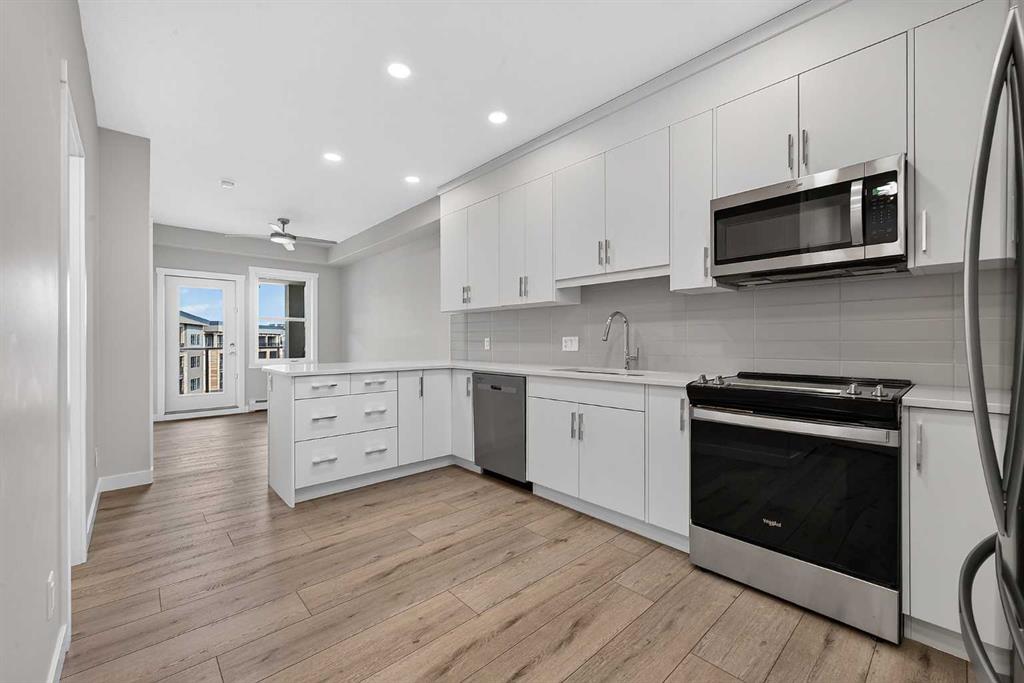 411, 55 Wolf Hollow Crescent SE, A2331390, Alberta,