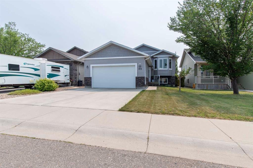 Third View of 195 Mt Sundial Court W, Sunridge, Lethbridge, Alberta, T1J 5C2