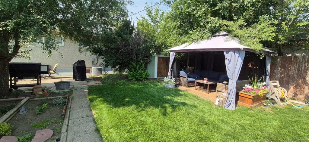 Fourth View of 30 Cochran Drive NW, Northwest Crescent Heights, Medicine Hat, Alberta, T1A6Y7