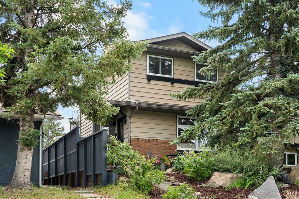 Third View of 8424 Berkley Road NW, Beddington Heights, Calgary, Alberta, T3K 1B4
