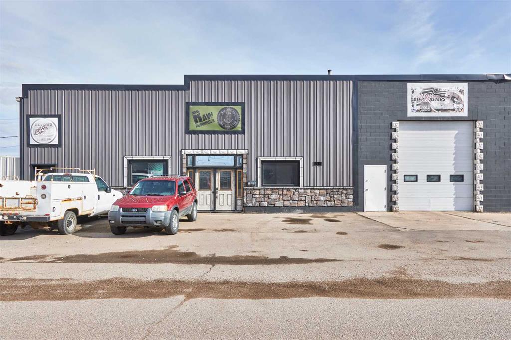 734 15 Street SW, A2331446, Alberta,