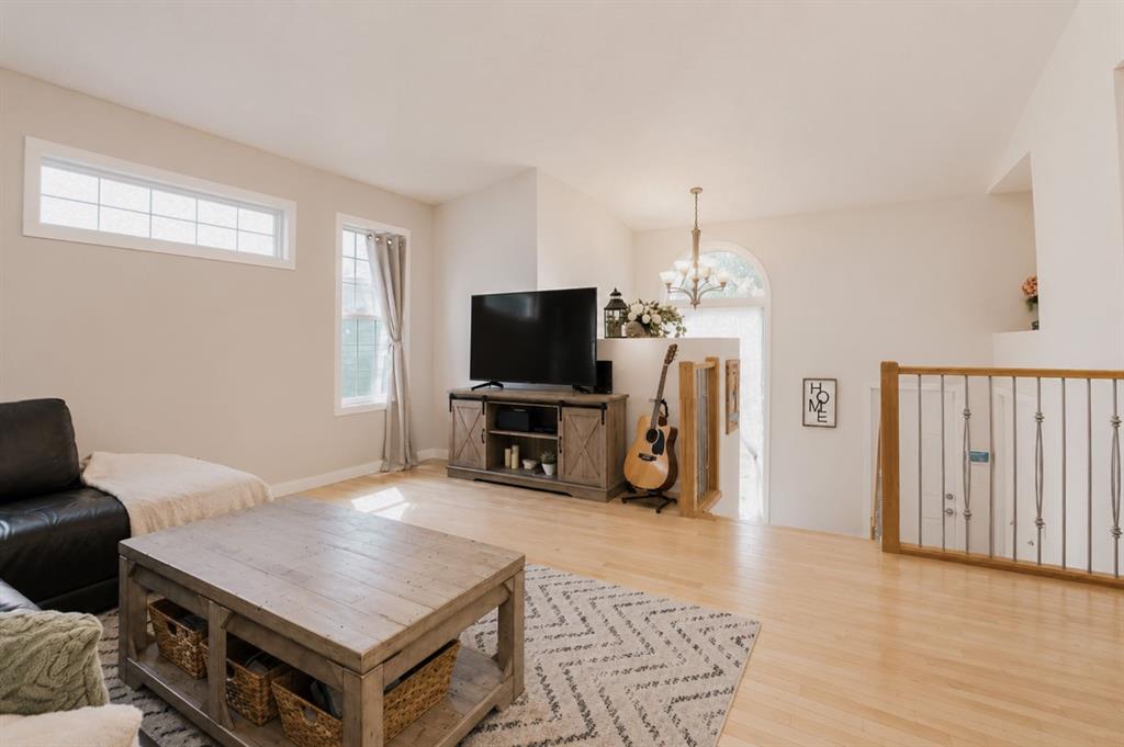 Fifth View of 11078 67 Avenue , O'Brien Lake, Grande Prairie, Alberta, T8W 2Y9