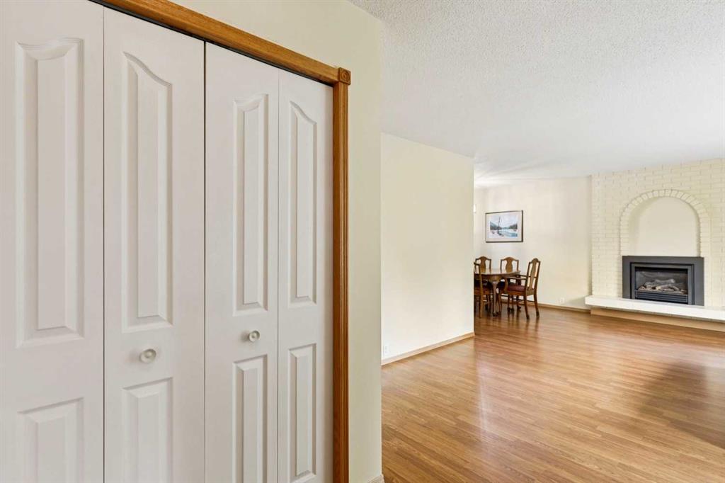 Fifth View of 6452 Silver Springs Way NW, Silver Springs, Calgary, Alberta, T3B 3G2