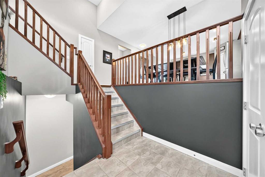 Fourth View of 11 Westridge Way , Westridge, Okotoks, Alberta, T1S 0K1