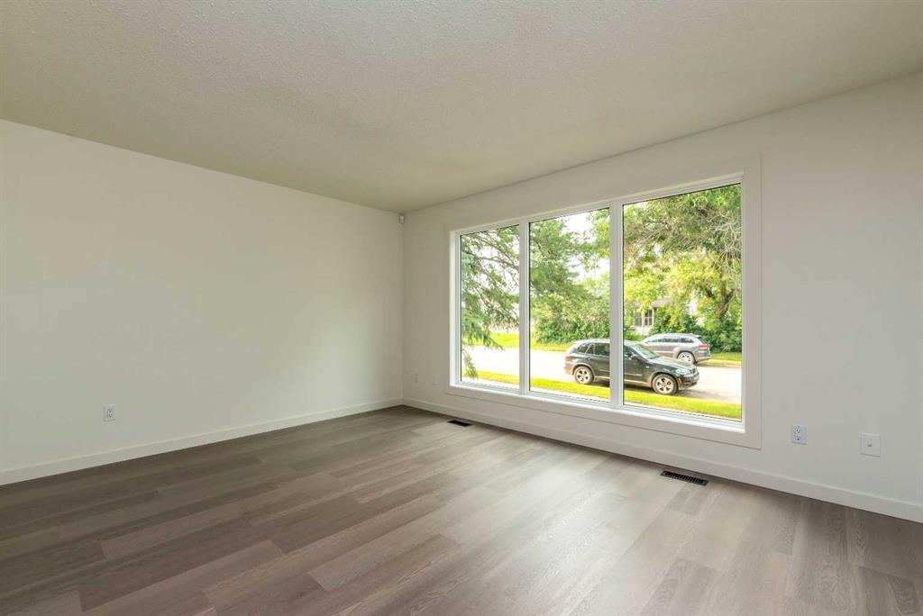 Fifth View of 4821 48 Street , Central Business District, Lloydminster, Saskatchewan, S9V 0K6