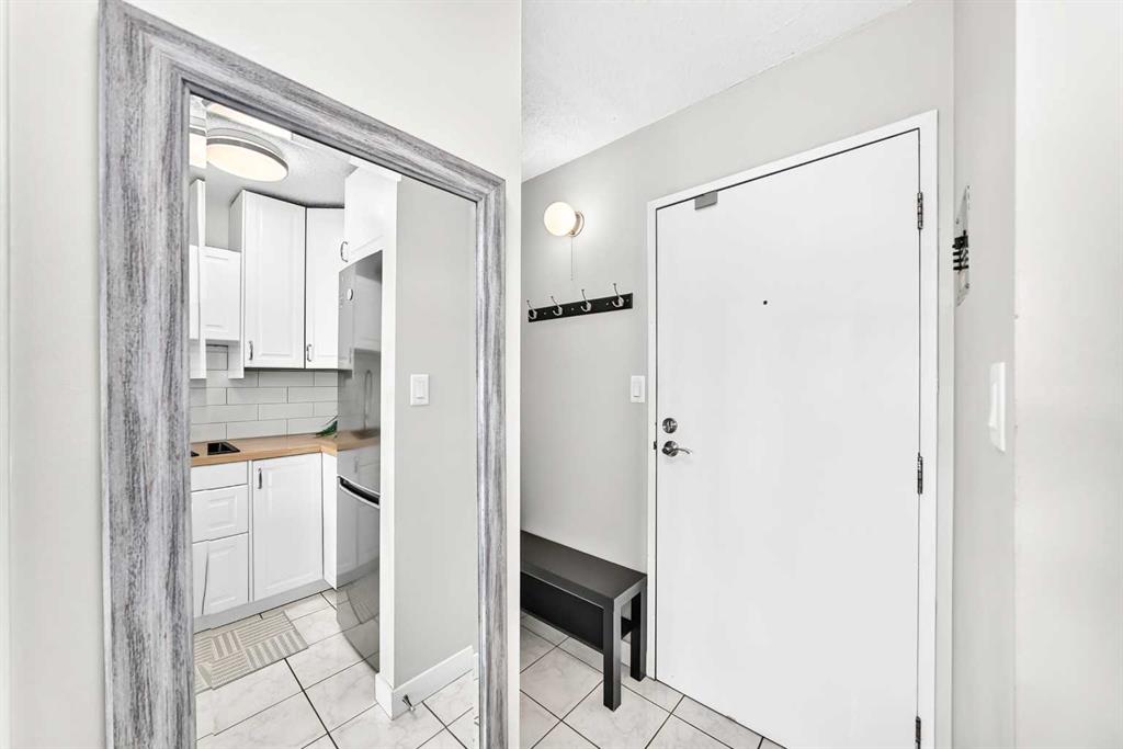 Fifth View of 803, 340 14 Avenue SW, Beltline, Calgary, Alberta, T2R 0M3