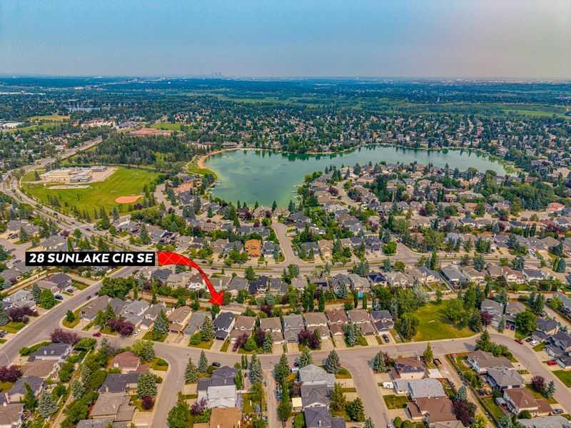 Fourth View of 28 Sunlake Circle SE, Sundance, Calgary, Alberta, T2X 3J2