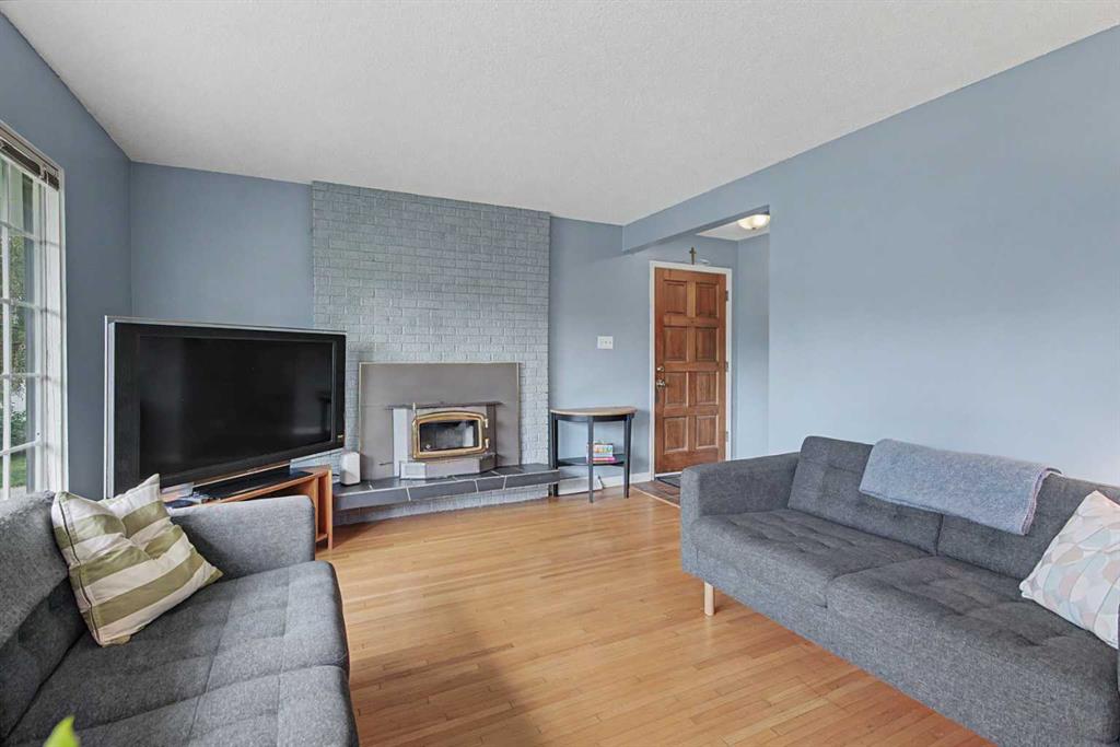 Fifth View of 508 99 Avenue SE, Willow Park, Calgary, Alberta, T2J 0K2