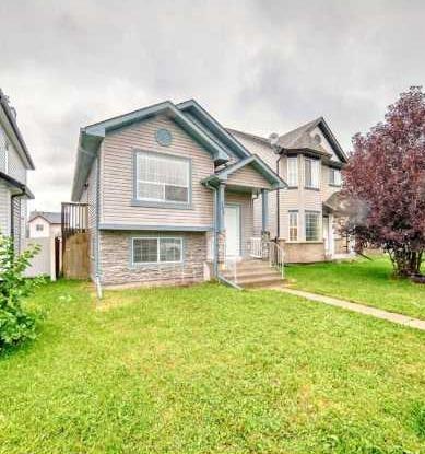 202 Saddlemead Green NE, A2331555, Alberta,