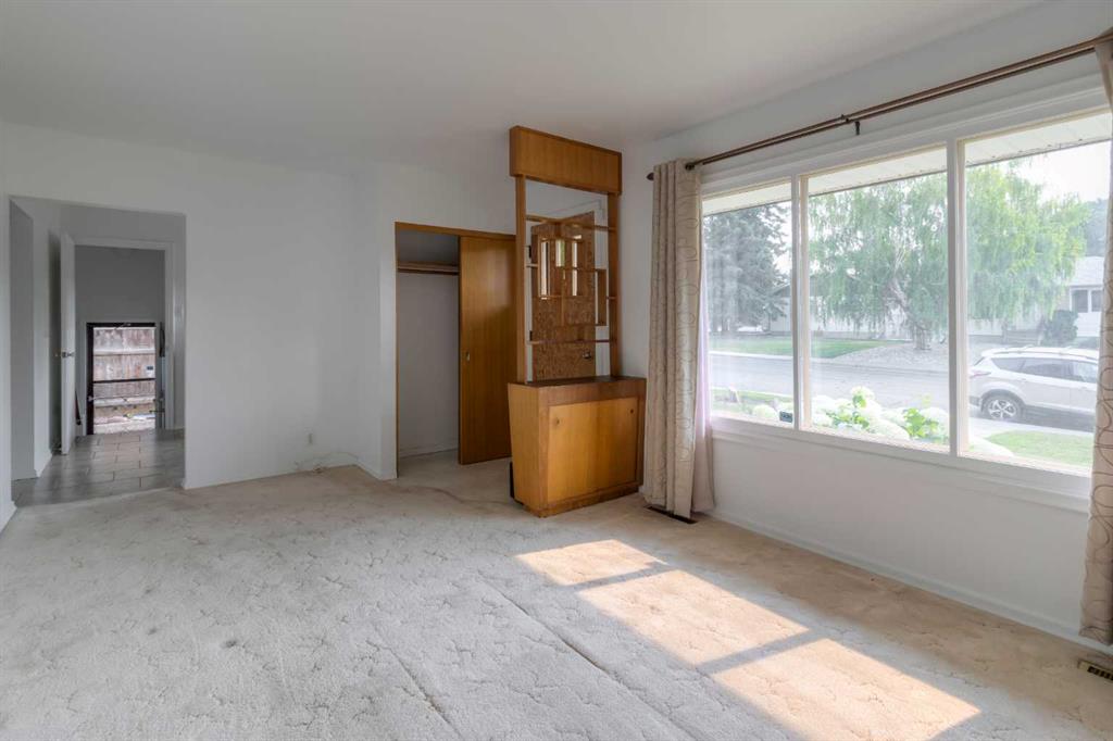 Fifth View of 1218 18 Street N, Winston Churchill, Lethbridge, Alberta, T1H 3H6