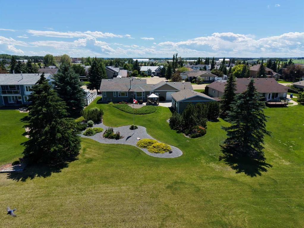 Fifth View of 6026 47 Street , Napoleon Lake, Innisfail, Alberta, T4G 1L3