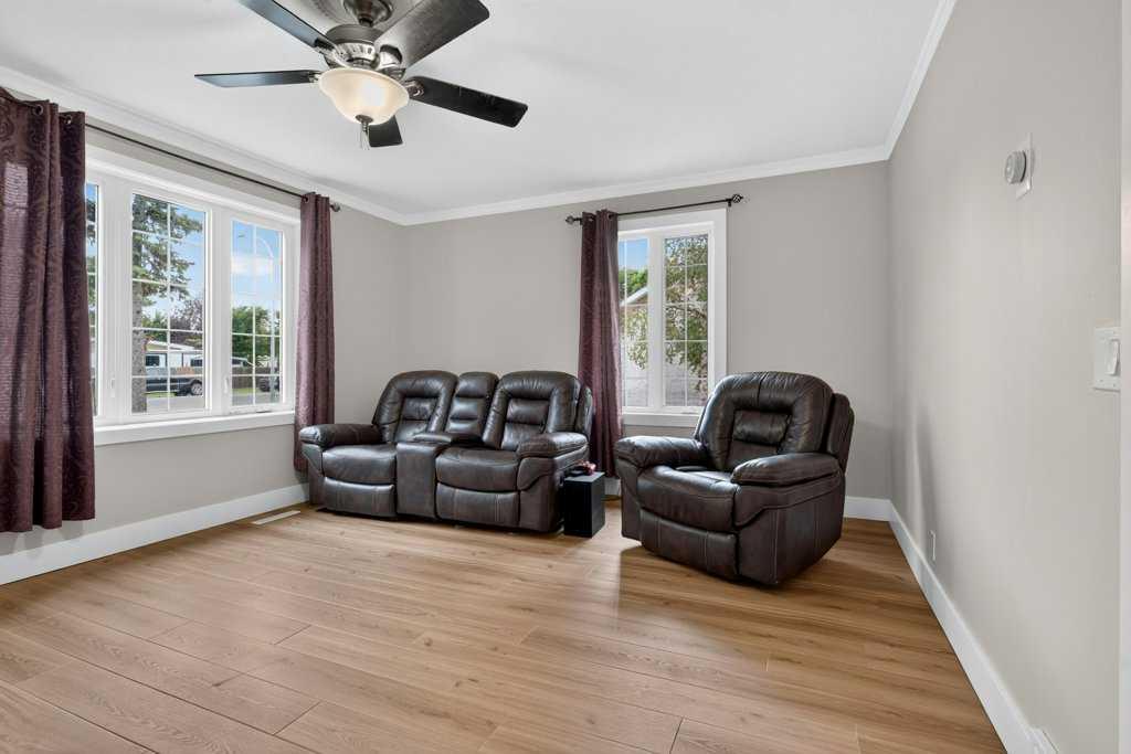Fifth View of 5202 57 Avenue , NONE, Olds, Alberta, T4H1J3