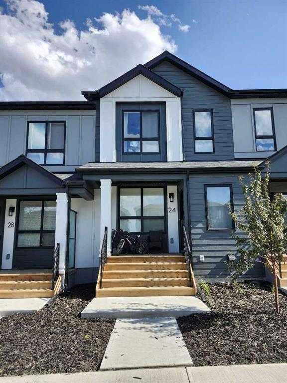 MLS® listing #114377839 for sale located at 24 Silverton Glen Green SW