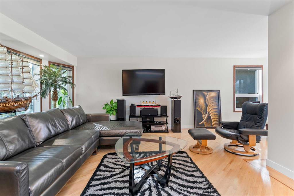Fifth View of 436 Attica Drive SE, Acadia, Calgary, Alberta, T2H 1P6