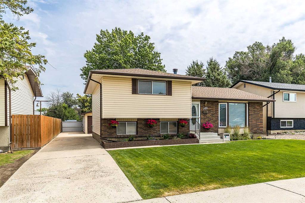 Third View of 189 Hull Crescent NE, Northeast Crescent Heights, Medicine Hat, Alberta, T1C 1C9