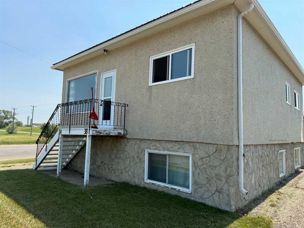 3 Oak Avenue W, A2331736, Alberta,