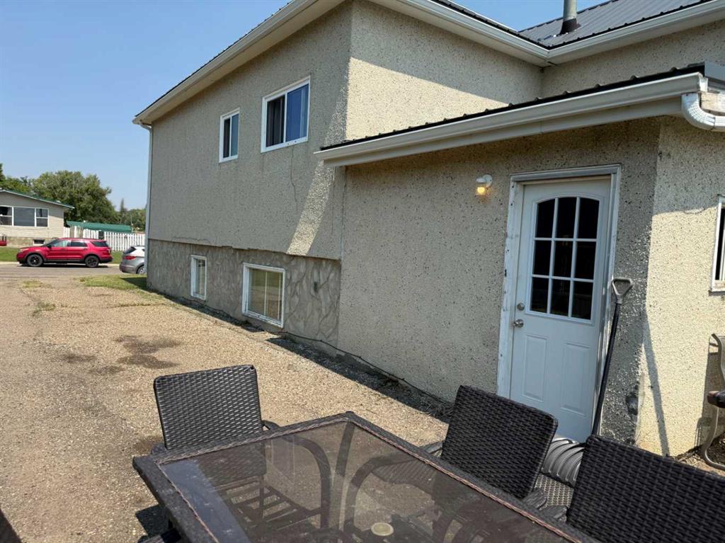Third View of 3 Oak Avenue W, Sunnylea, Brooks, Alberta, T1R 0A3