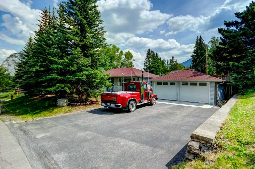 Third View of 114 Park Avenue , NONE, Banff, Alberta, T1L 1E2