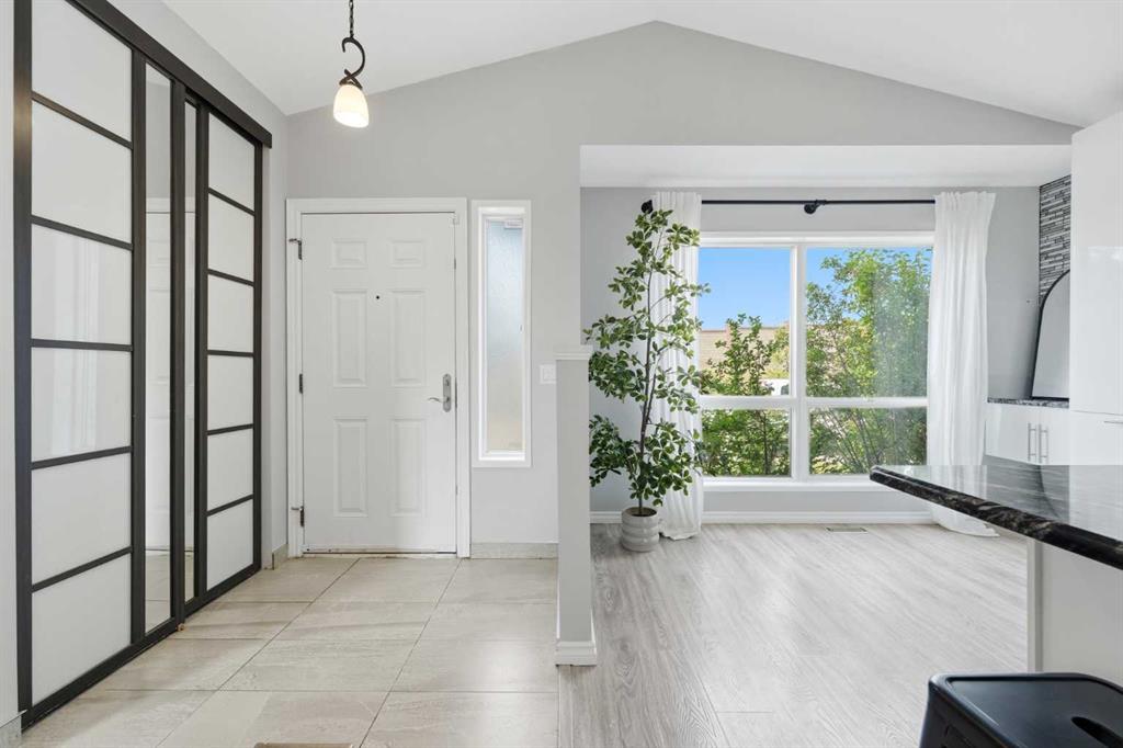 Fourth View of 96 Rivercrest Crescent SE, Riverbend, Calgary, Alberta, T2C 4J7