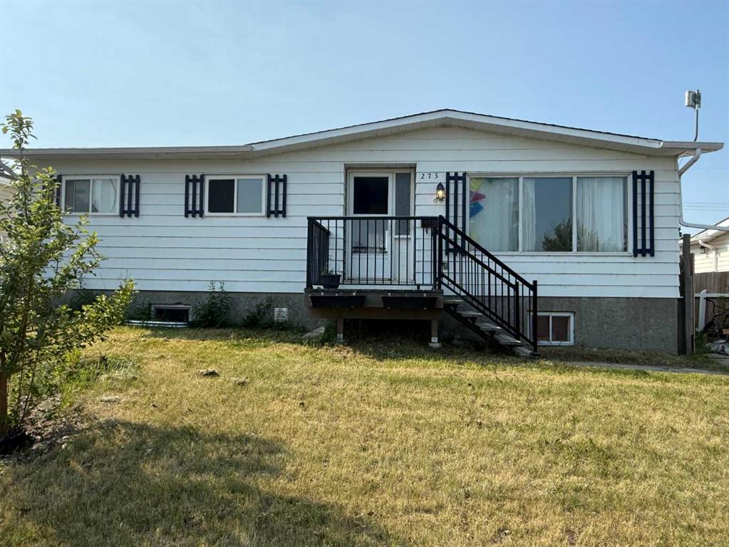 275 7 Street SE, A2331817, Alberta,