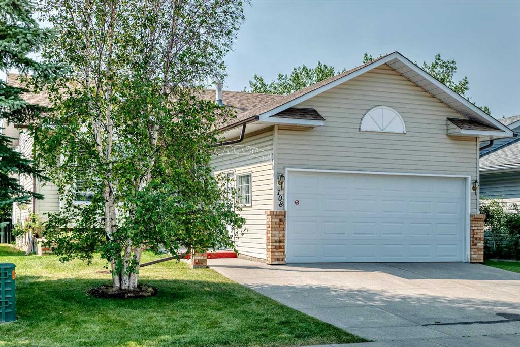 108 Woodside Close NW, A2331828, Alberta,