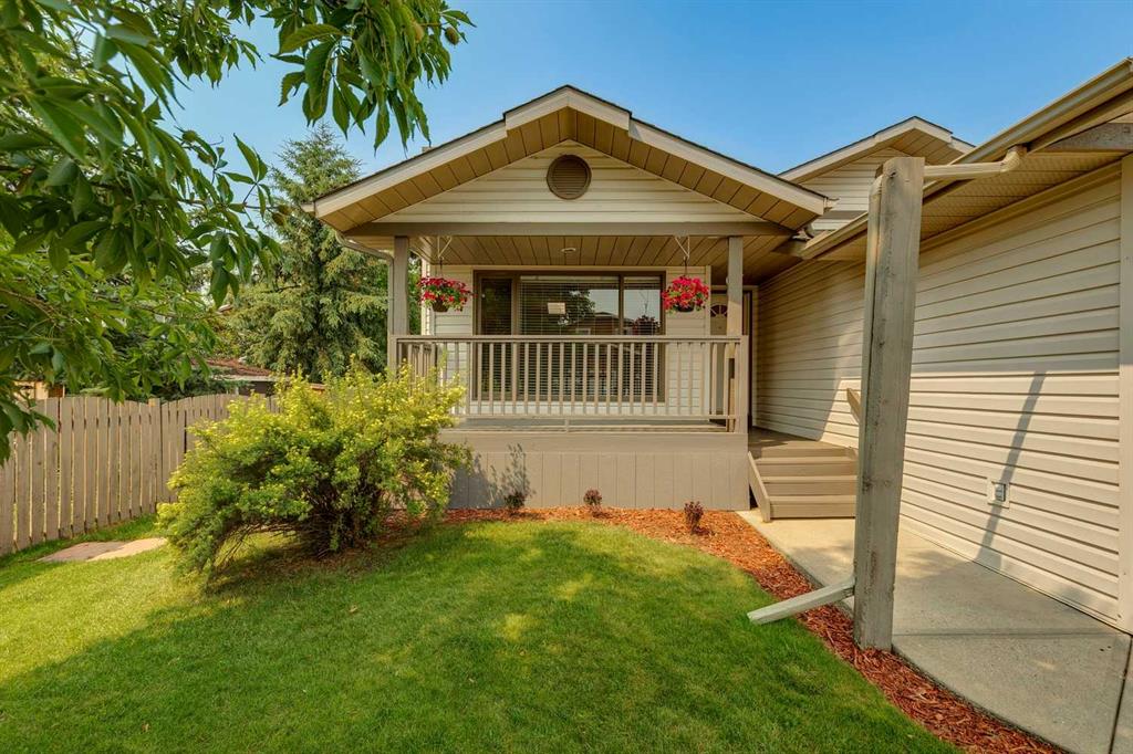 Third View of 159 Woodbend  , Woodhaven, Okotoks, Alberta, T1S 1M7