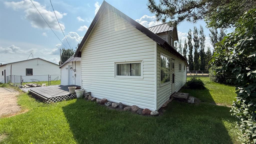 Third View of 239 2 Avenue , NONE, Craigmyle, Alberta, T0J 0T0