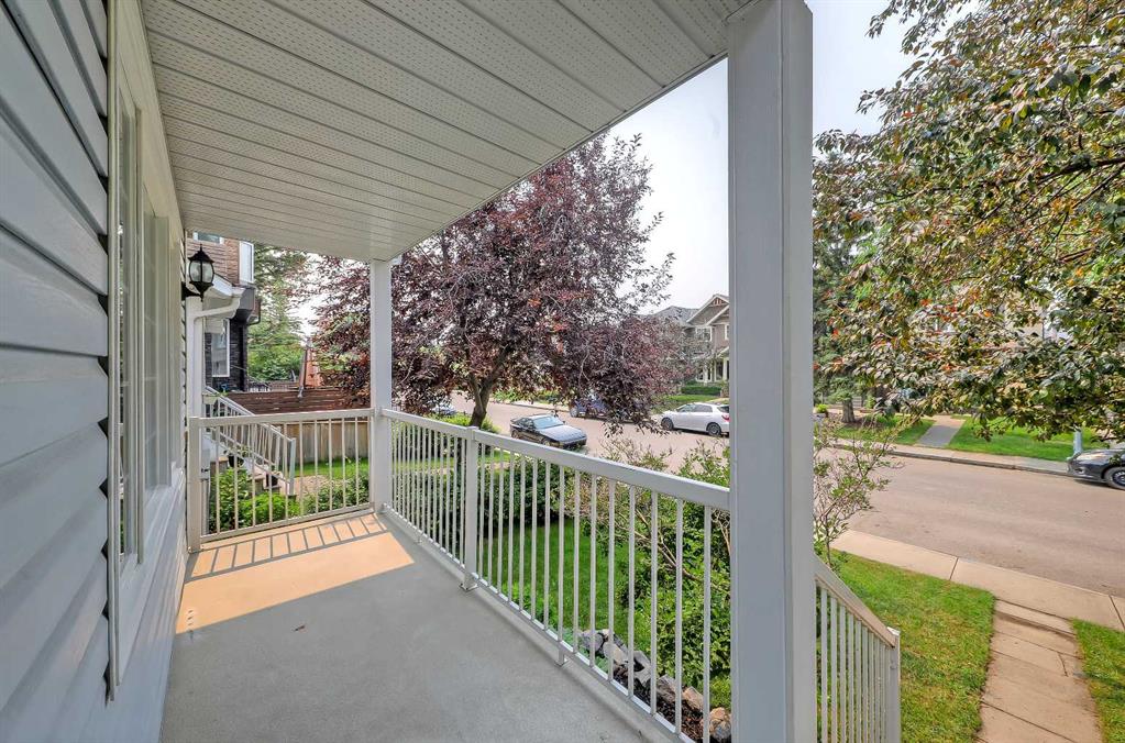 Third View of 2622 24A Street SW, Richmond, Calgary, Alberta, T3E 1W3