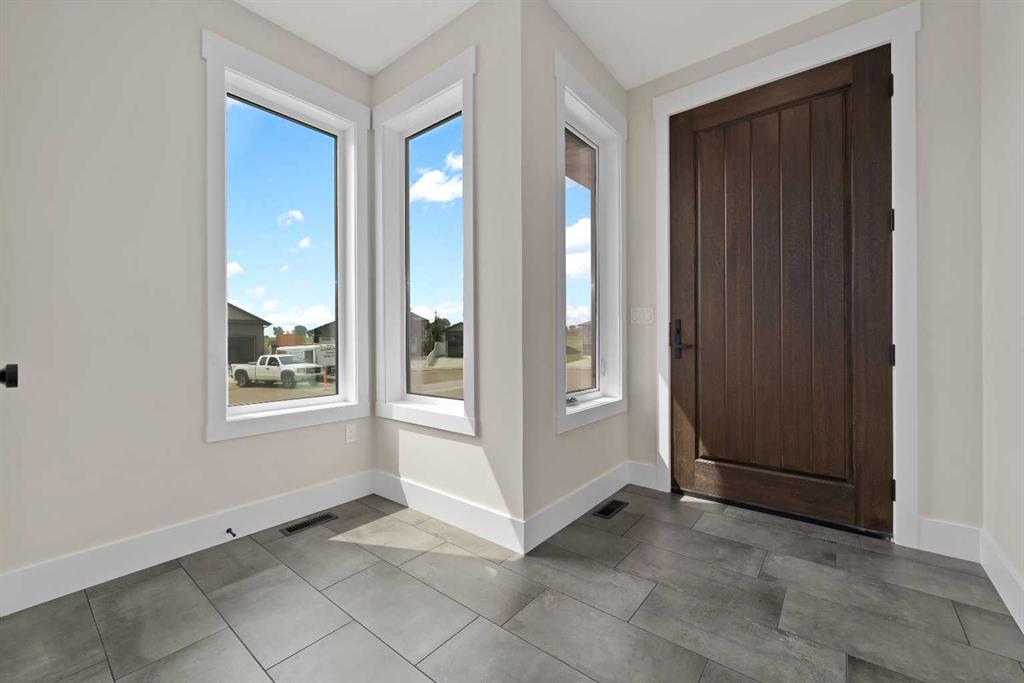 Fourth View of 935 Maskell Place SE, NONE, Redcliff, Alberta, T0J 2P0