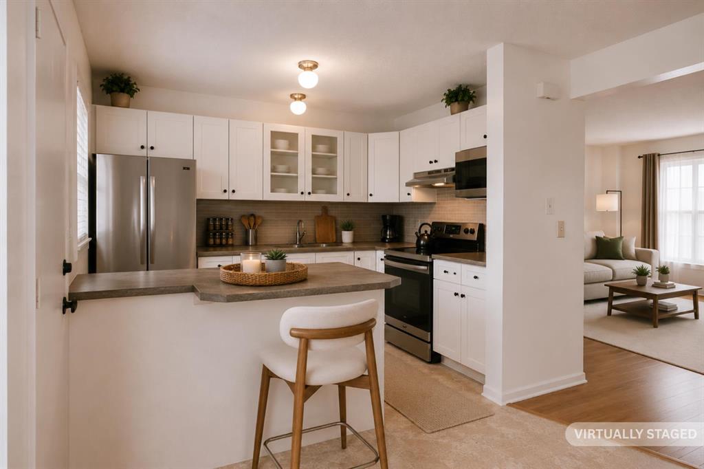 Fifth View of 102, 1835 10 Avenue SE, Inglewood, Calgary, Alberta, T2G 5N7