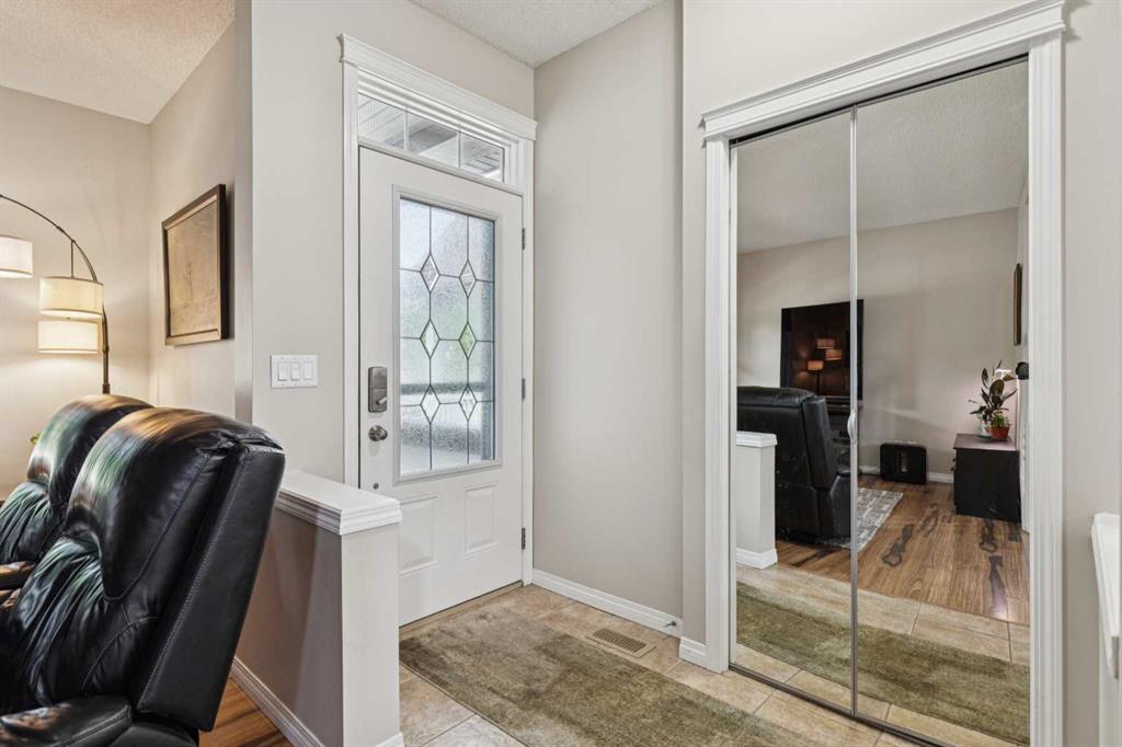 Fourth View of 1857 New Brighton Drive SE, New Brighton, Calgary, Alberta, T2Z4X1