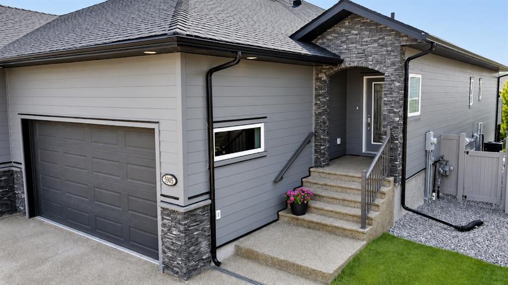 5905 24 Avenue Close , A2332062, Alberta,