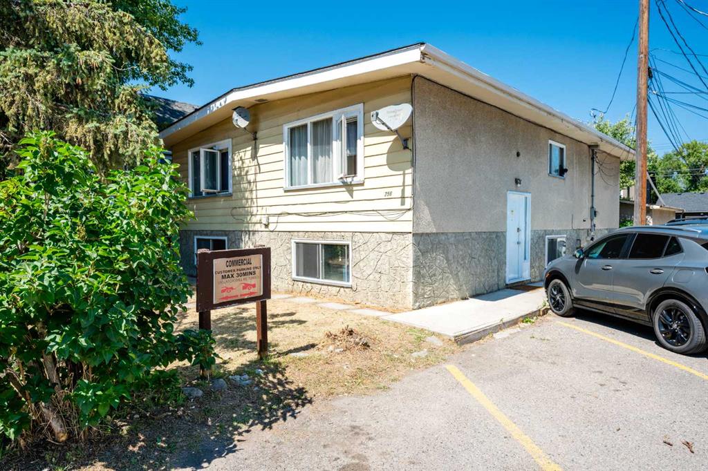 254 23 Avenue NE, A2332077, Alberta,
