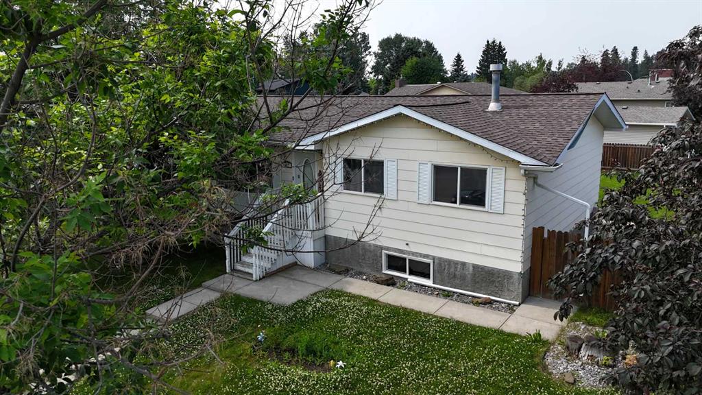 1402 Edson Drive  , A2332084, Alberta,