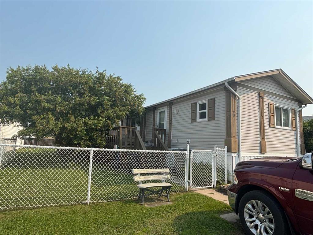 Second View of 6 Davio Place , NONE, Whitecourt, Alberta, T7S1V1