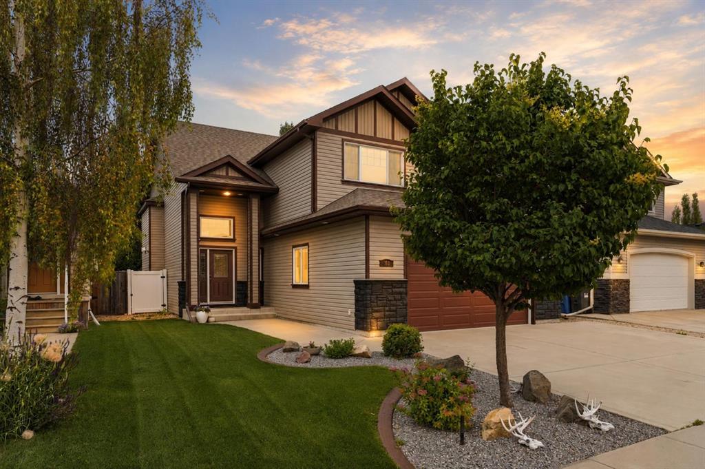100 Vincent Close , A2332128, Alberta,
