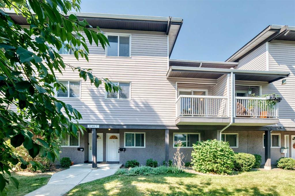 Second View of 7, 3800 Fonda Way SE, Forest Heights, Calgary, Alberta, T2A 6G2