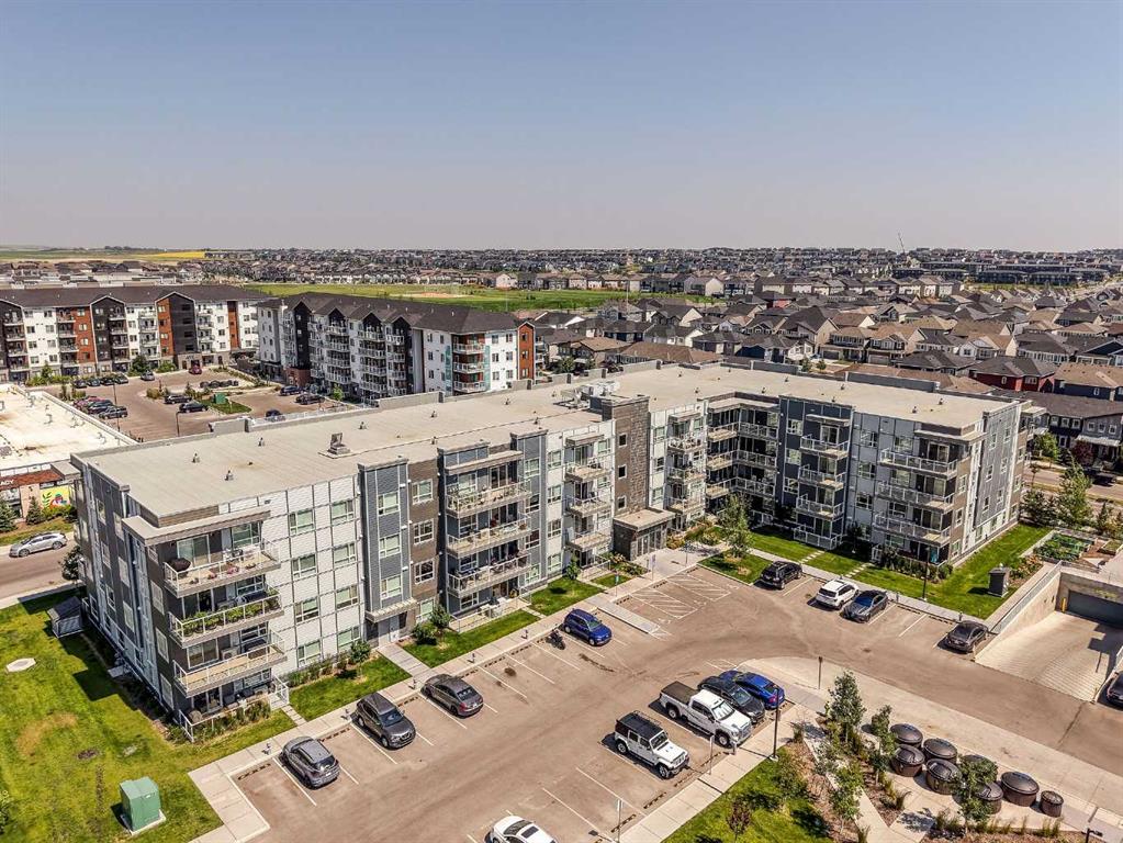208, 80 Carrington Plaza NW, A2332172, Alberta,