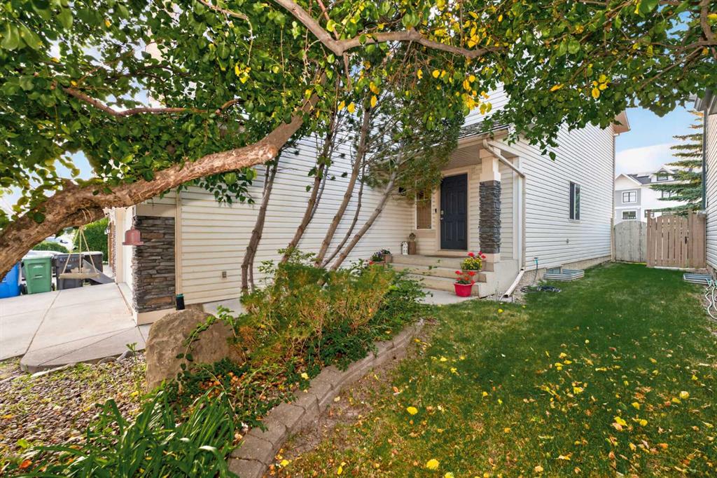 Fourth View of 137 Douglas Glen Manor SE, Douglasdale/Glen, Calgary, Alberta, T2Z 3Y5