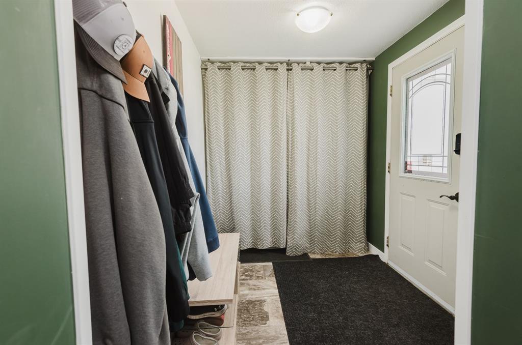 Fourth View of 9709 107 Avenue , NONE, Clairmont, Alberta, T8X5E5
