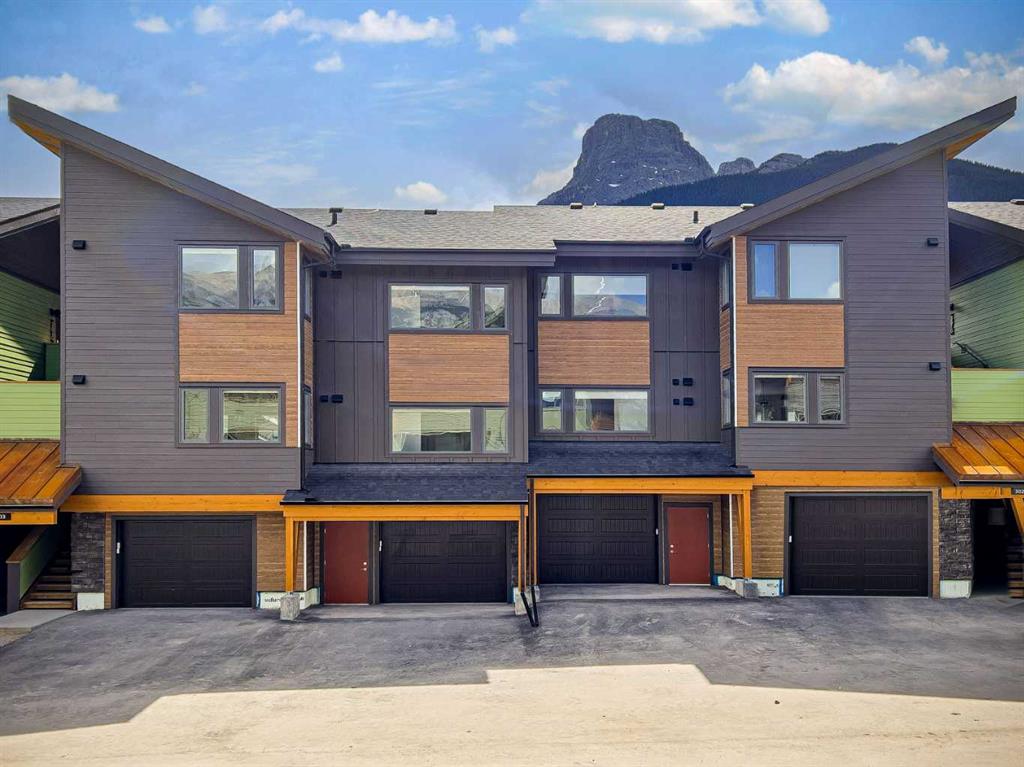 202G, 209 Stewart Creek Rise , A2332268, Alberta,