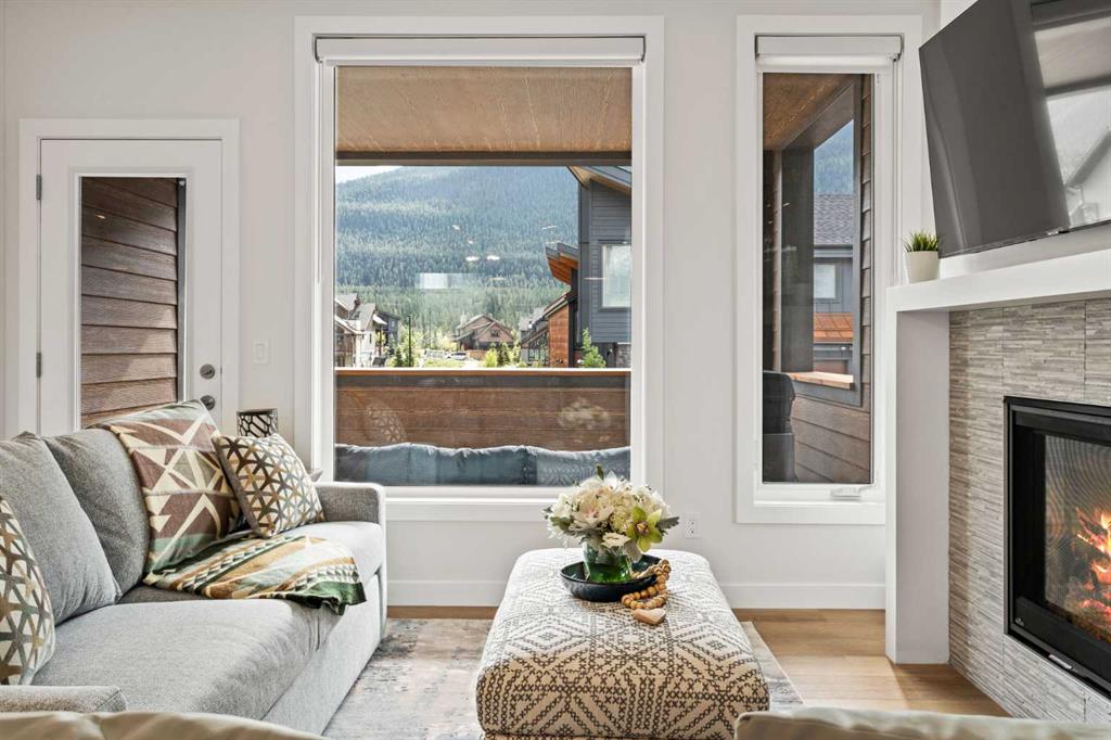 Fifth View of 202G, 209 Stewart Creek Rise , Three Sisters, Canmore, Alberta, T1W0N9