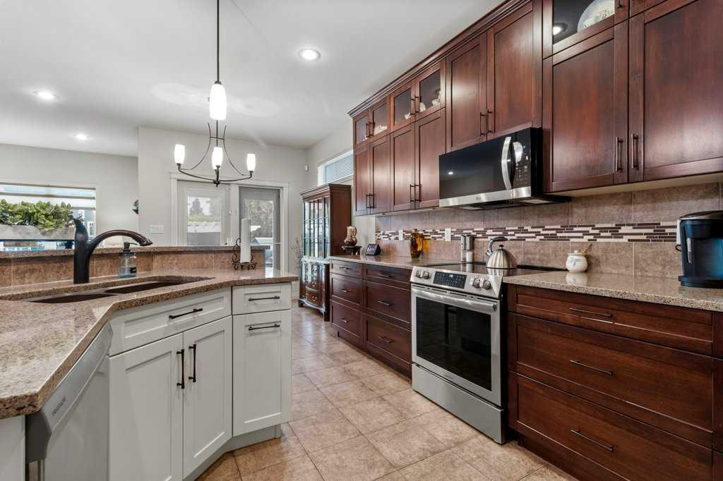 Fourth View of 4112 45 Avenue , Ryders Ridge, Sylvan Lake, Alberta, T4S 0B9