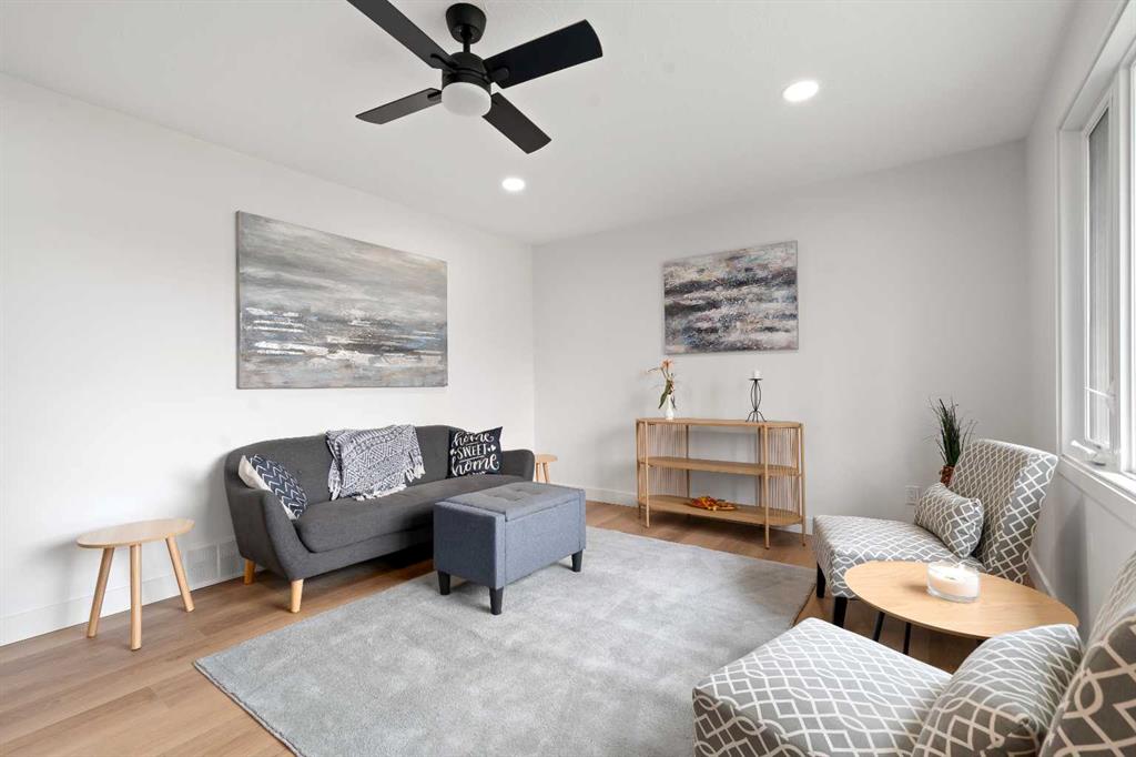 Fourth View of 945 Parker Avenue NW, Northwest Crescent Heights, Medicine Hat, Alberta, T1A 6W7