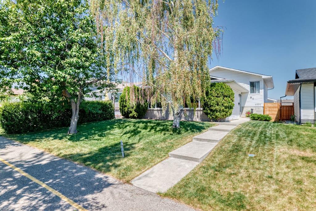 Third View of 91 Templehill Drive NE, Temple, Calgary, Alberta, T1Y4C4