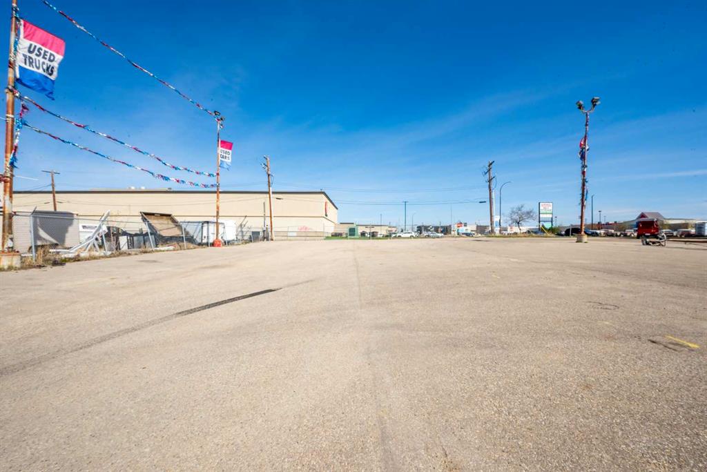 9908 113 Avenue  , A2332368, Alberta,