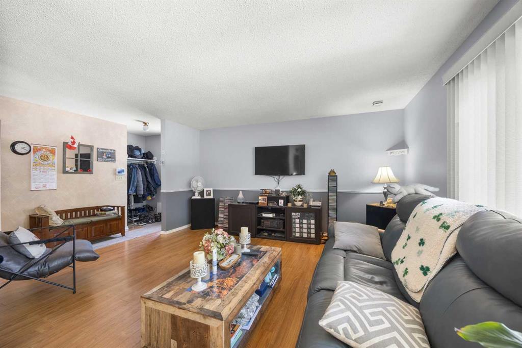 Fourth View of 272 Huntington Close NE, Huntington Hills, Calgary, Alberta, T2K 5B3