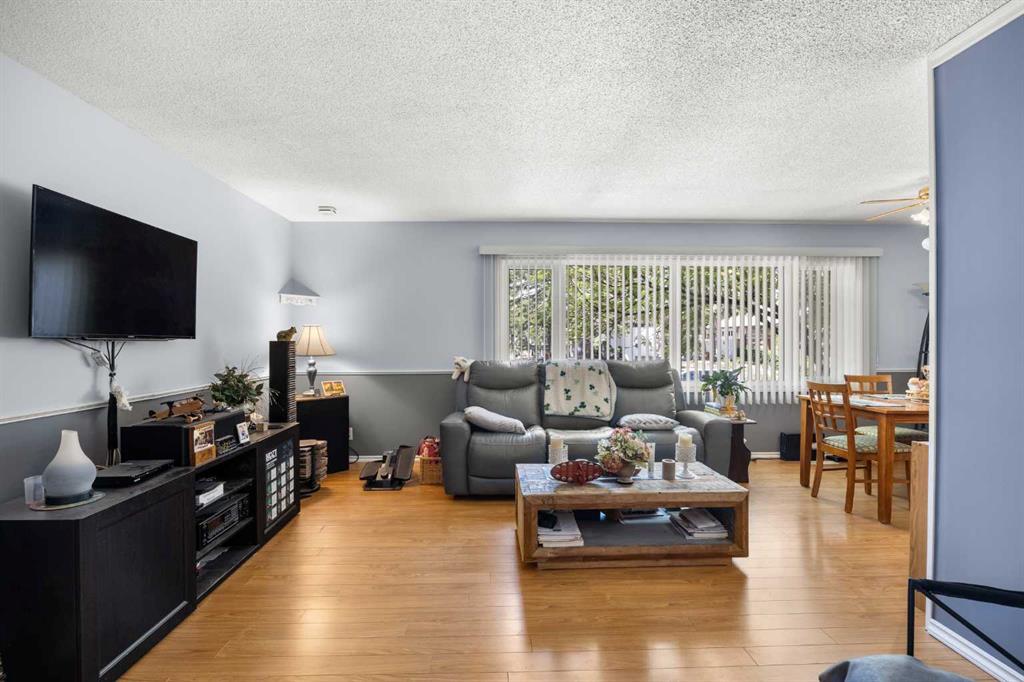 Fifth View of 272 Huntington Close NE, Huntington Hills, Calgary, Alberta, T2K 5B3