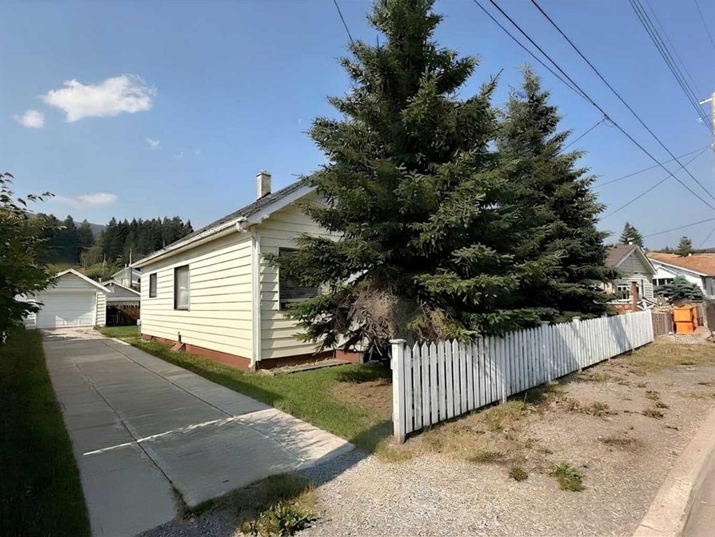 Second View of 8017 22 Avenue , NONE, Coleman, Alberta, T0K 0M0
