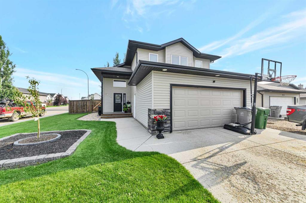 Second View of 4401 33 Street , Aurora, Lloydminster, Saskatchewan, S9V 0S6